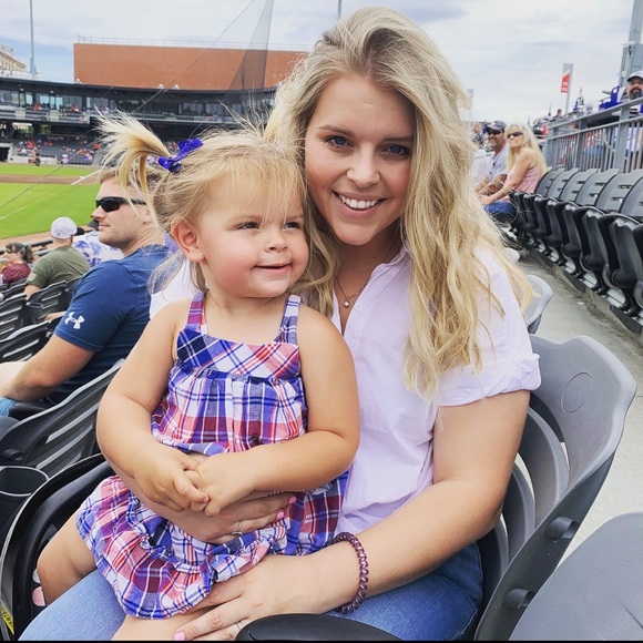 Meet your Posher, Claire - Picture 1 of 1